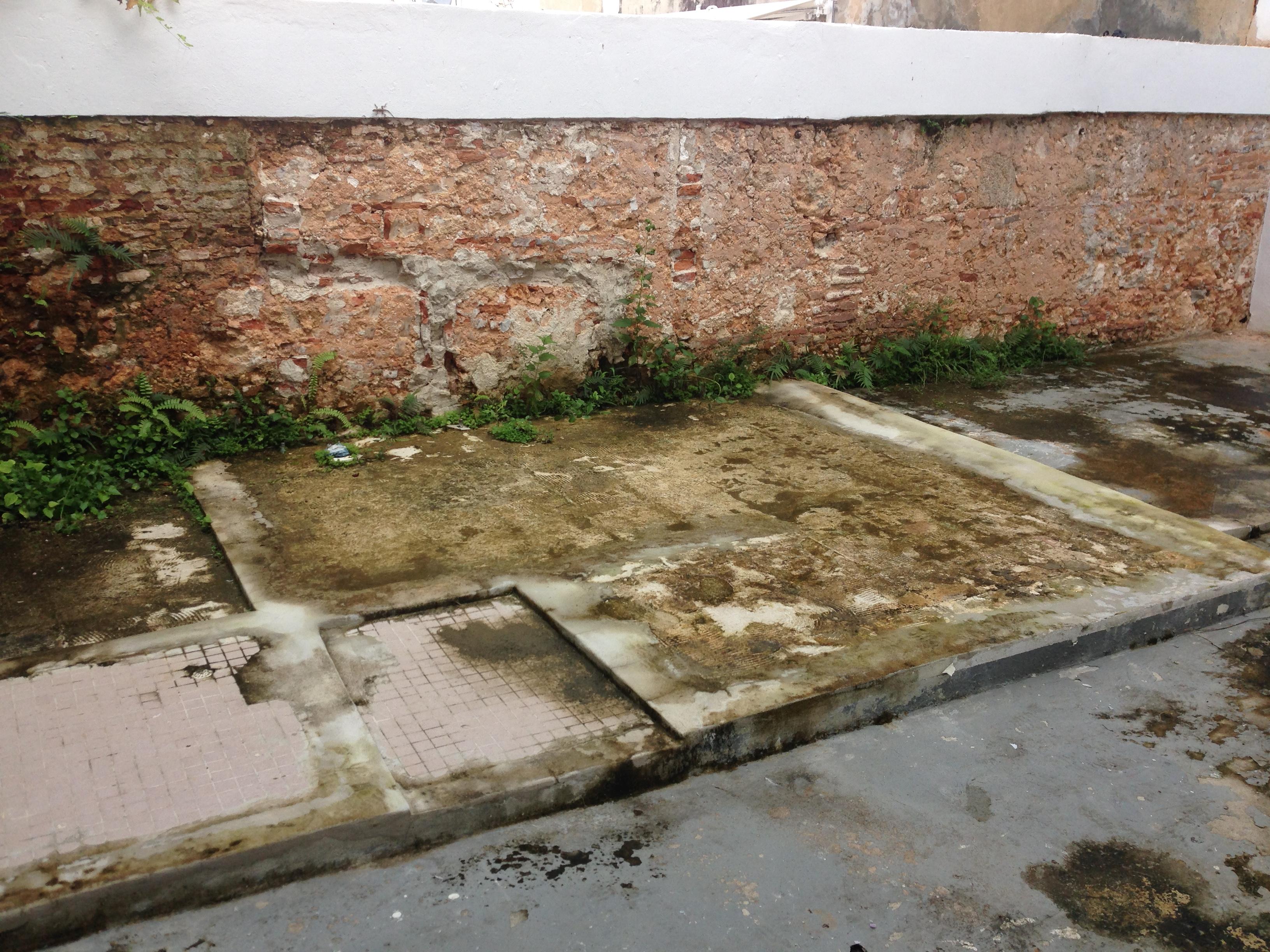 Calle de la Fortaleza 61 - Iglesia Presbiteriana Hugh O’Neill Memorial - San Juan (Viejo San Juan) - 2015 00005